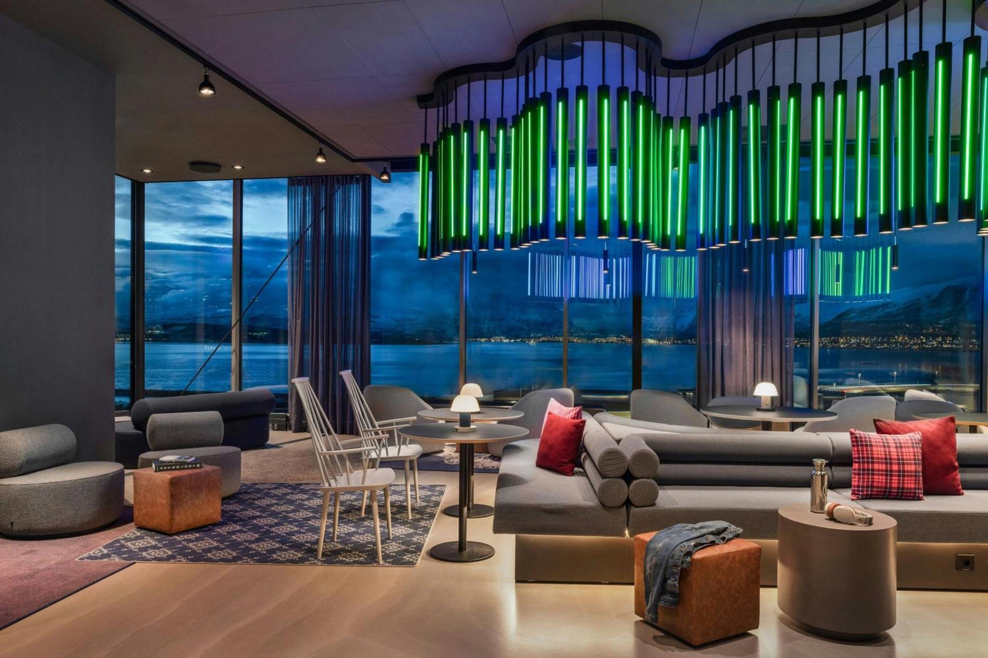 Hotel Moxy Tromsø Esterno foto