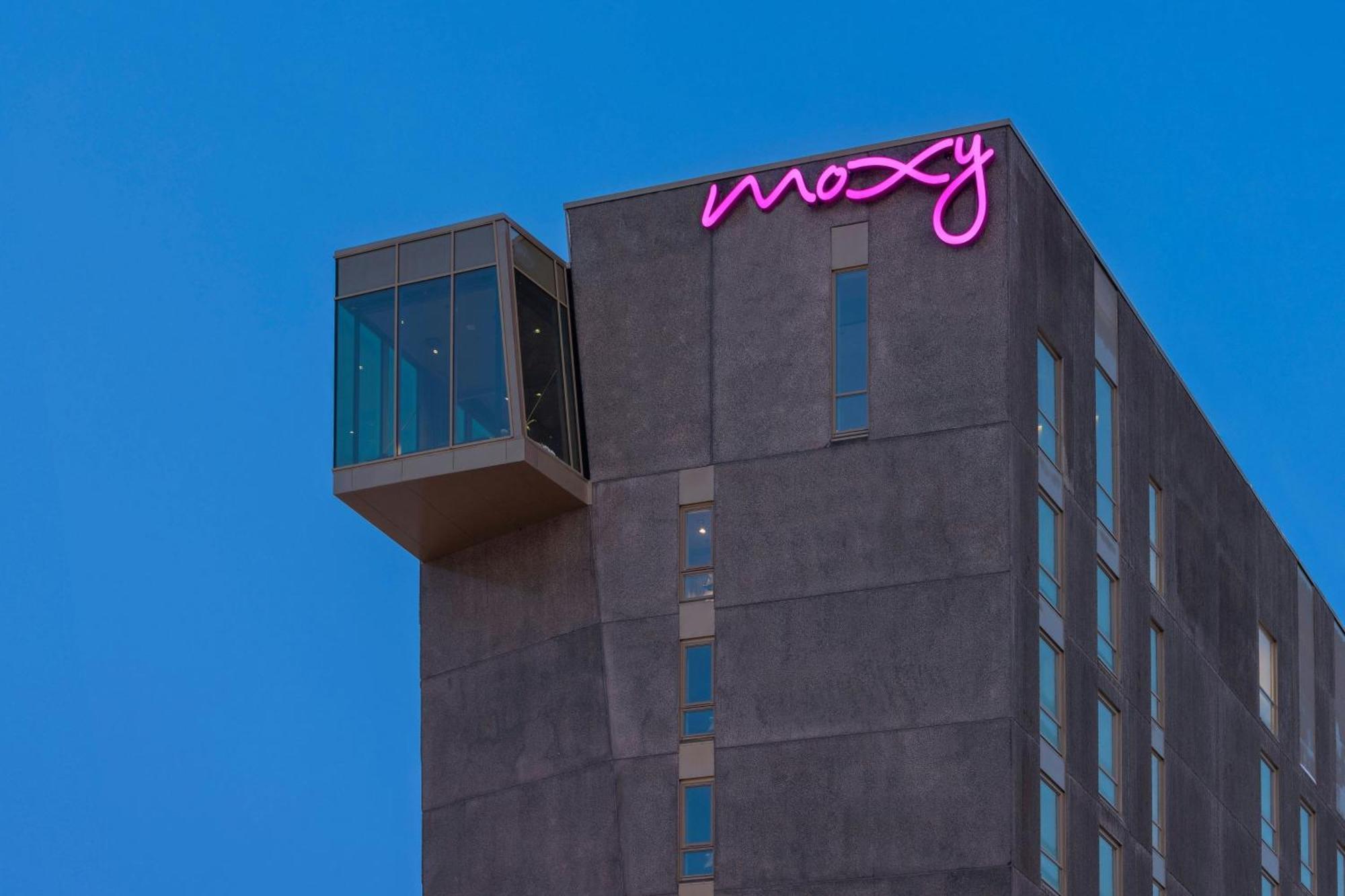 Hotel Moxy Tromsø Esterno foto
