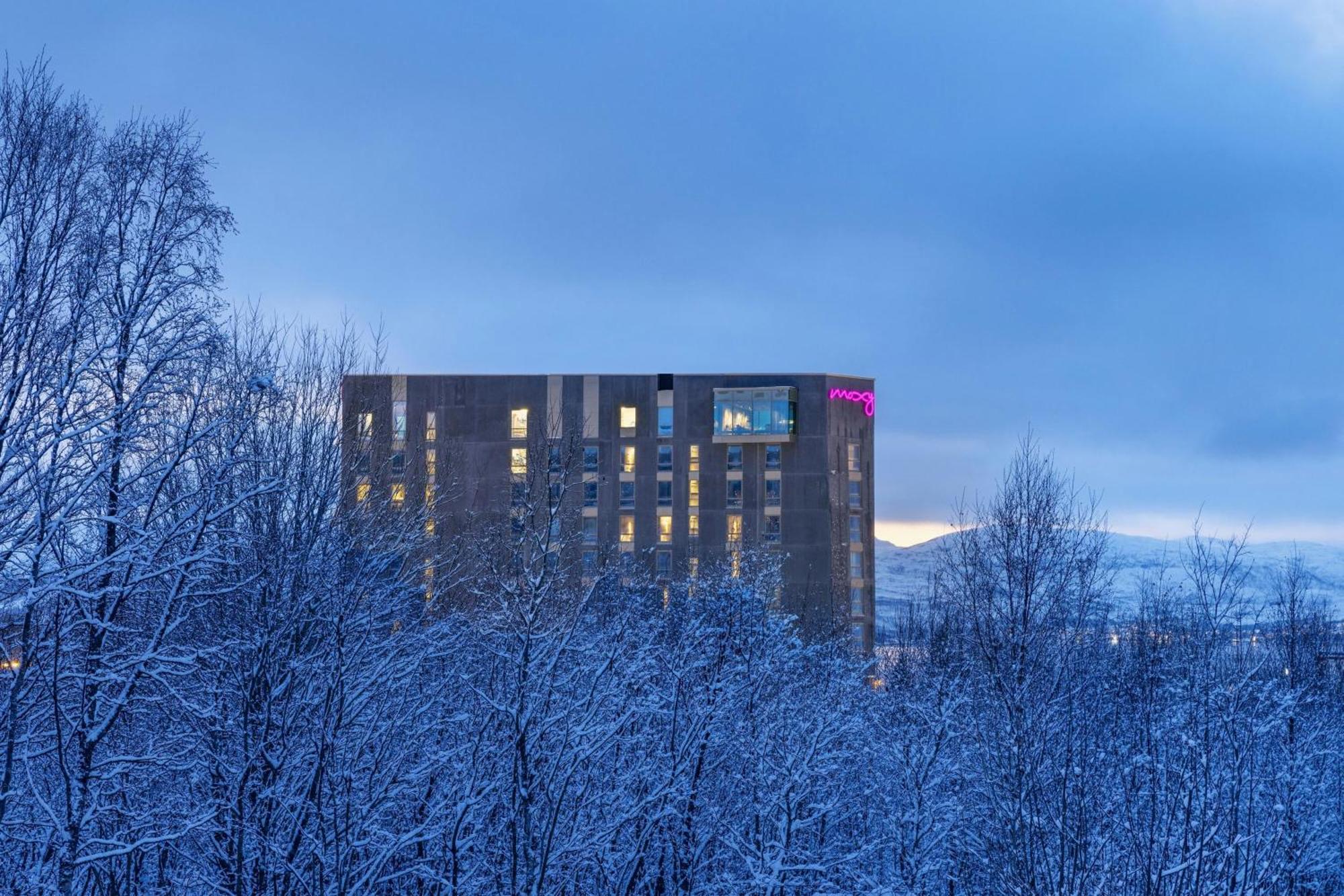 Hotel Moxy Tromsø Esterno foto